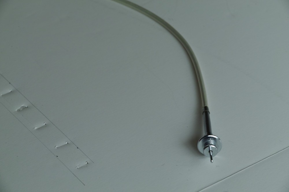 Minolta 16" shutter release locking cable