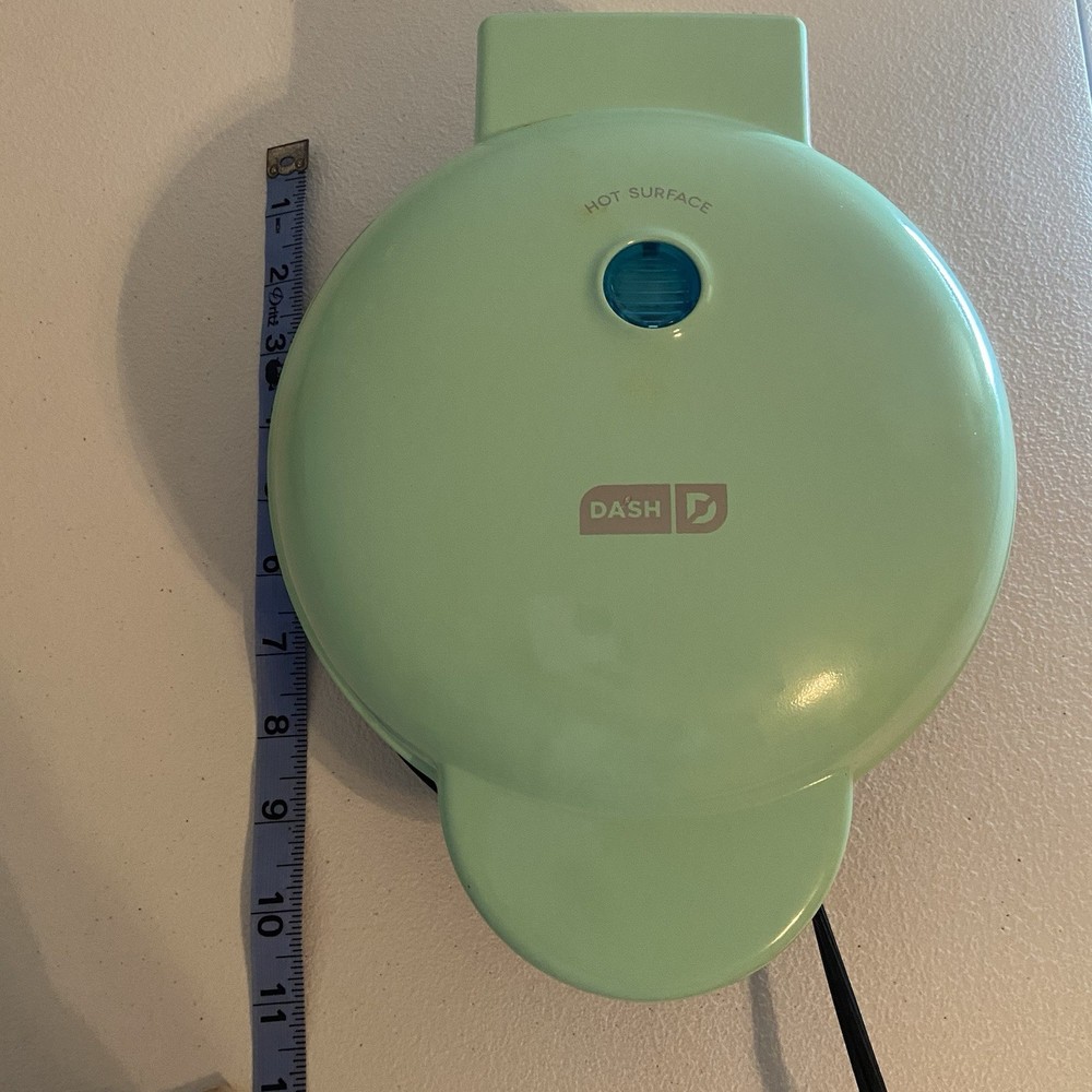 Dash Express Mini Donut Maker - DDM007GBAQ04
