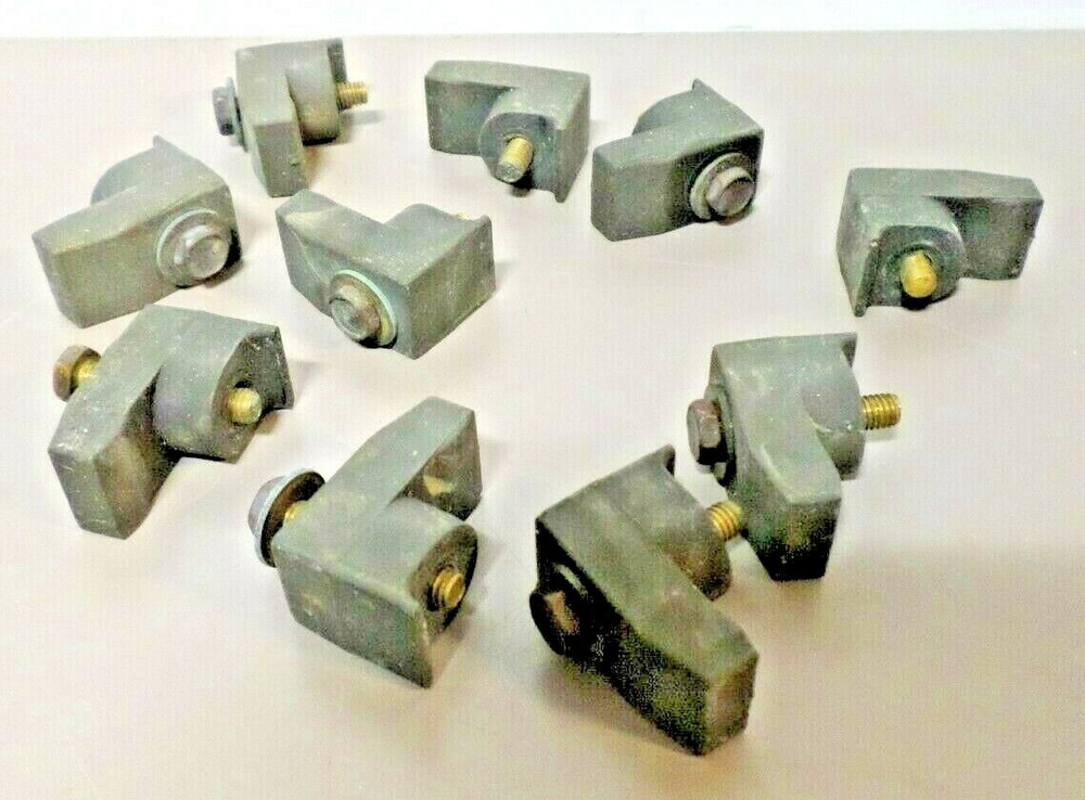 10 - FG2000B Flash Guard L-865 Globe Assembly Hold Down Tabs