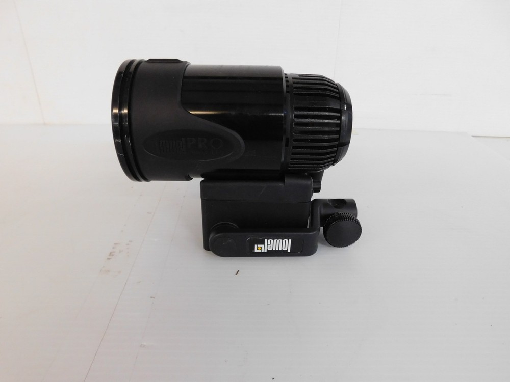 ^^ LOWEL PRO POWER LED DAYLIGHT (SLJ38)