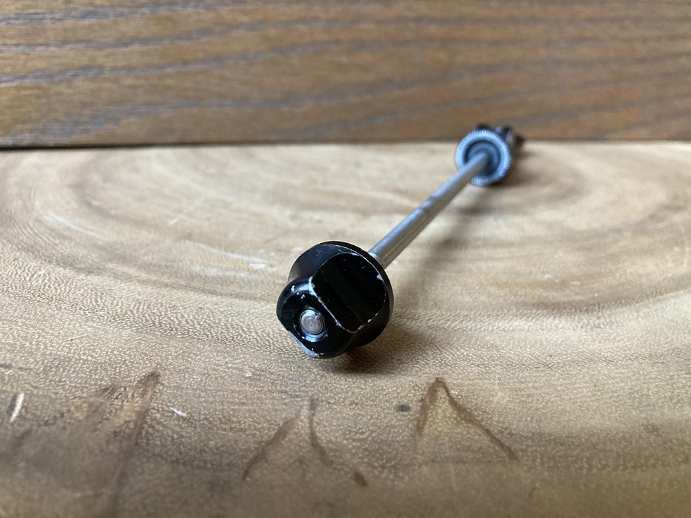 Vtg Black Anodized Control Tech Titanium Front Quick Release Skewer