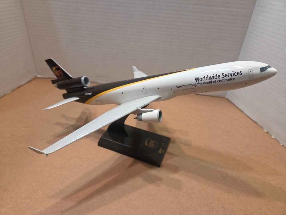 1/200 Sky Marks UPS MD-11