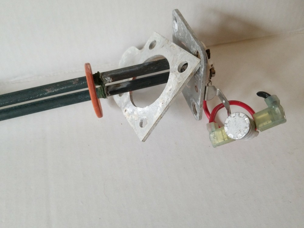 GRINDMASTER/CECILWARE G267TL -120V ELEMENT/ BRACKET USED