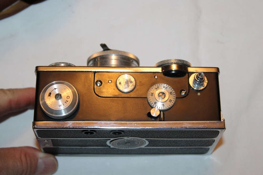 Vintage Argus 35mm Rangefinder Camera w/Weston Exposure Meter