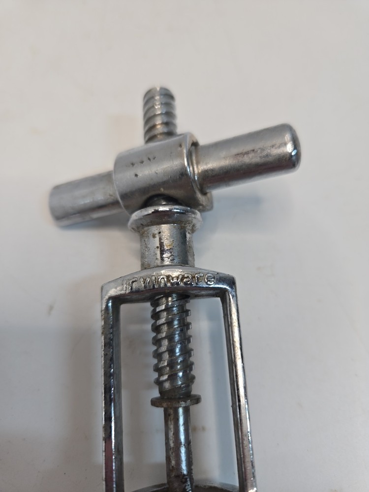 Irvin Ware Italy Wine Bottle Corkscrew