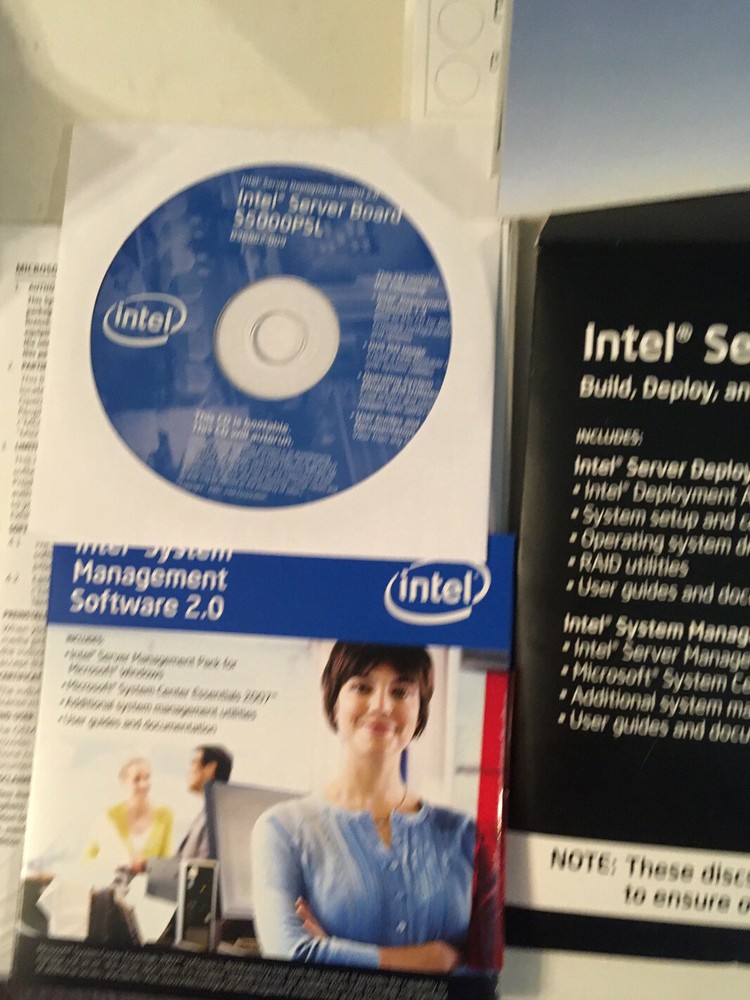 Intel Server Essentials 2.0 Build Deployment and Management Media Kit Pack