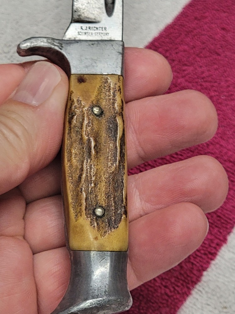 R. J. Richter Knife