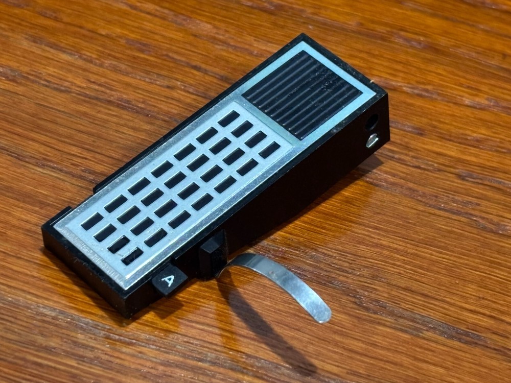 BIC Turntable Headshell - w/ Wires