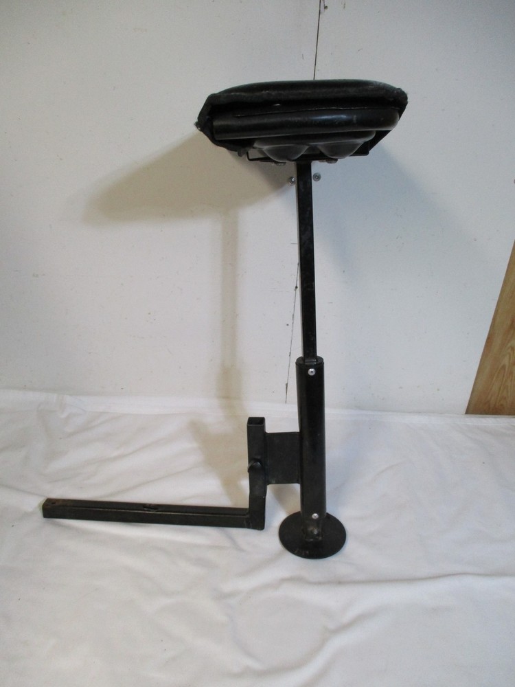 GOLF BAG CART SEAT WITH STORAGE