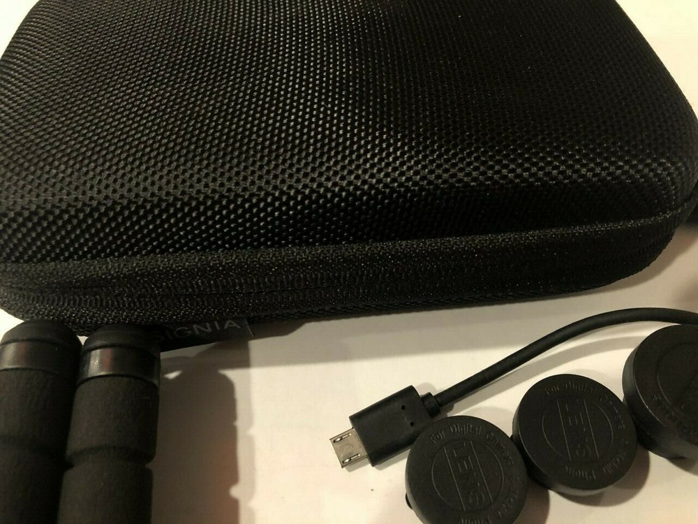 Insignia Camera Accessory Kit