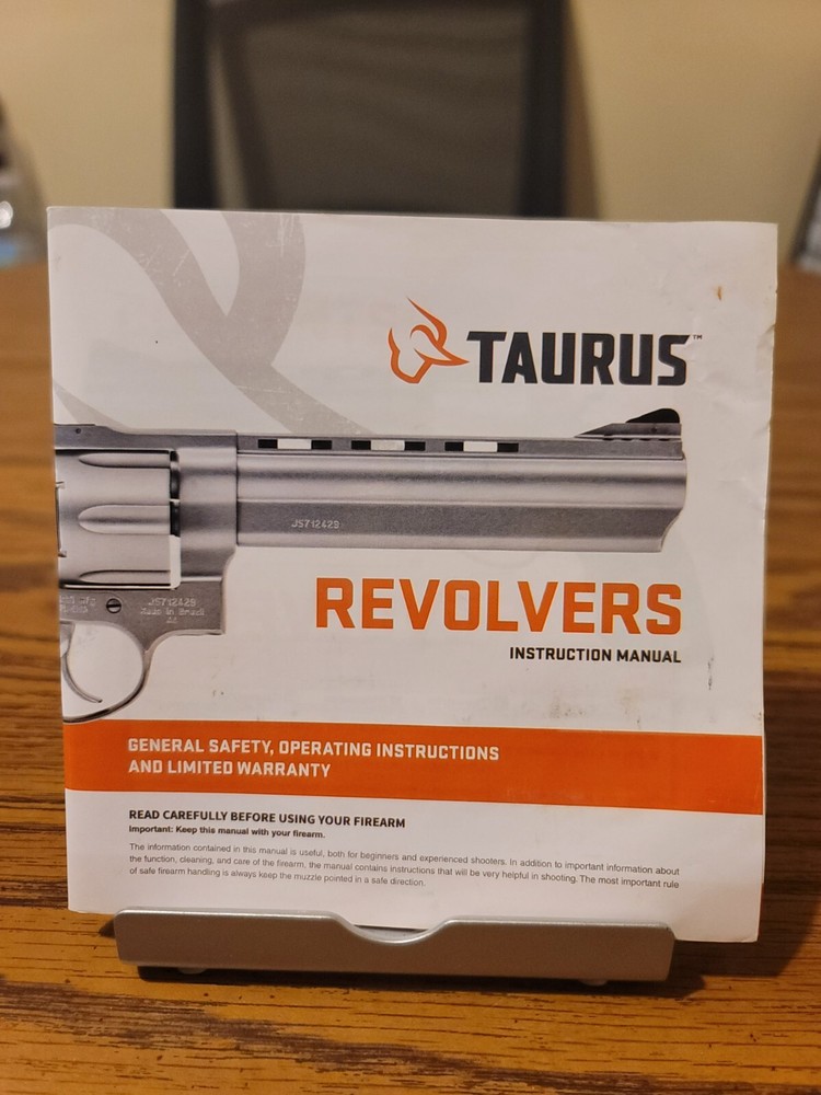 Taurus Revolvers Owner's Manual
