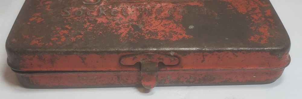 VINTAGE SNAP ON 1920 - 44 "SOCKET WRENCH" 1/4" DR RED BOX