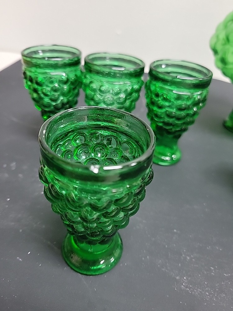 Green Grape Pattern Bottle/Decanter with 4 Shot Glasses