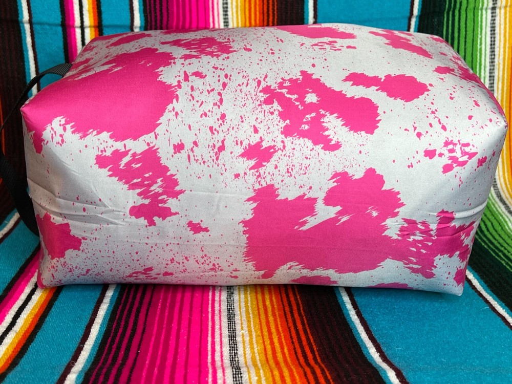 COW ~ MAKEUP/TOILETRY ~ BAG