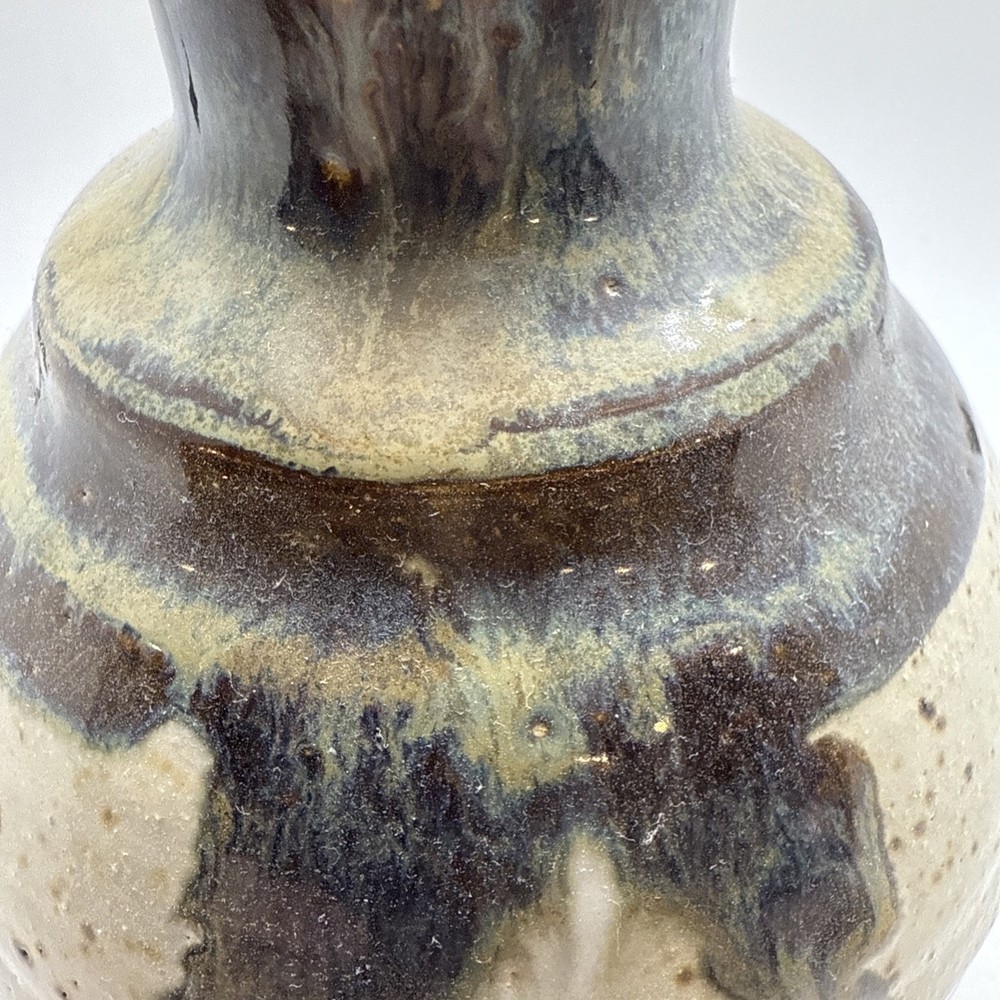 signed studio stoneware pottery 5 3/4