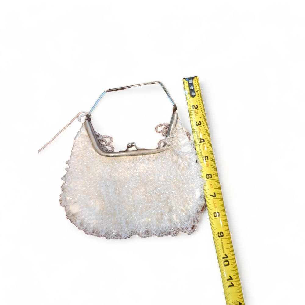 NWT ALFRED ANGELO WHITE BEADED SEQUIN EVENING BAG BRIDE SILVERTONE HANDLE LATCH