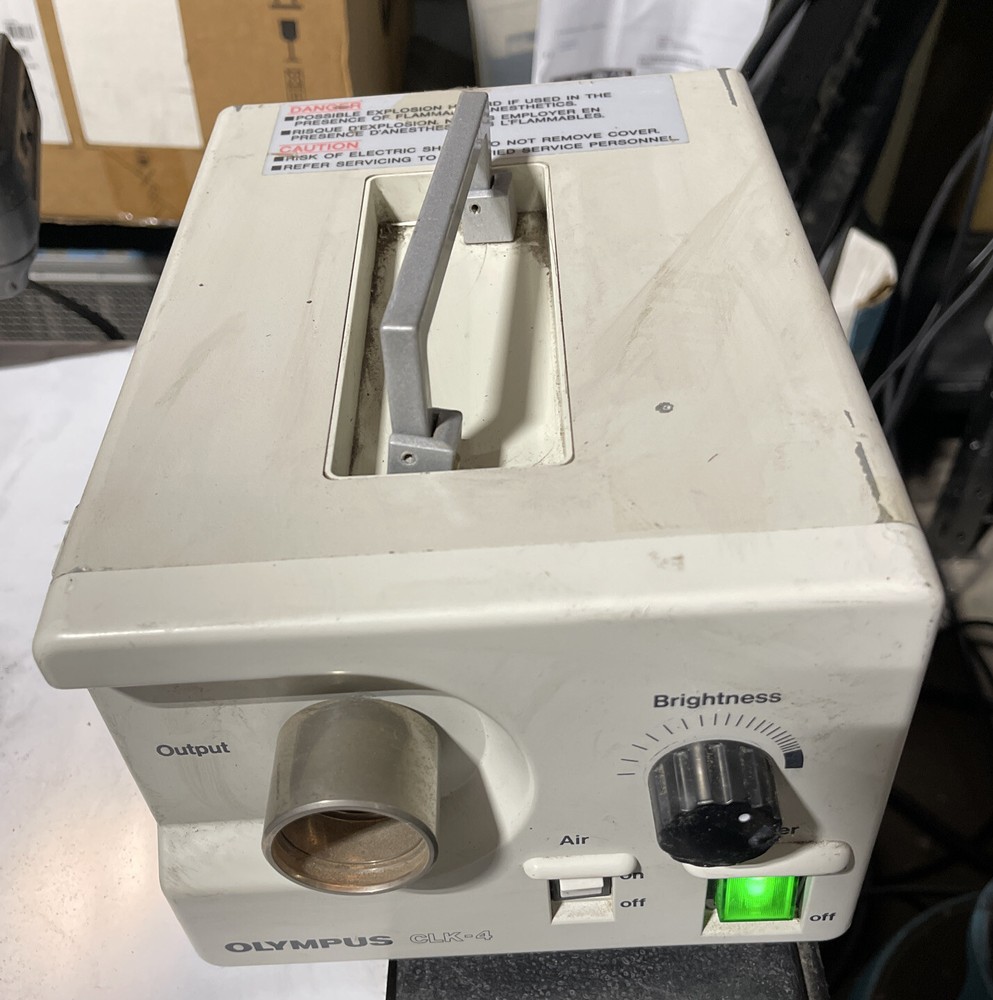 OLYMPUS CLK-4 Halogen Light Works, Air Moves Handle Broken Source