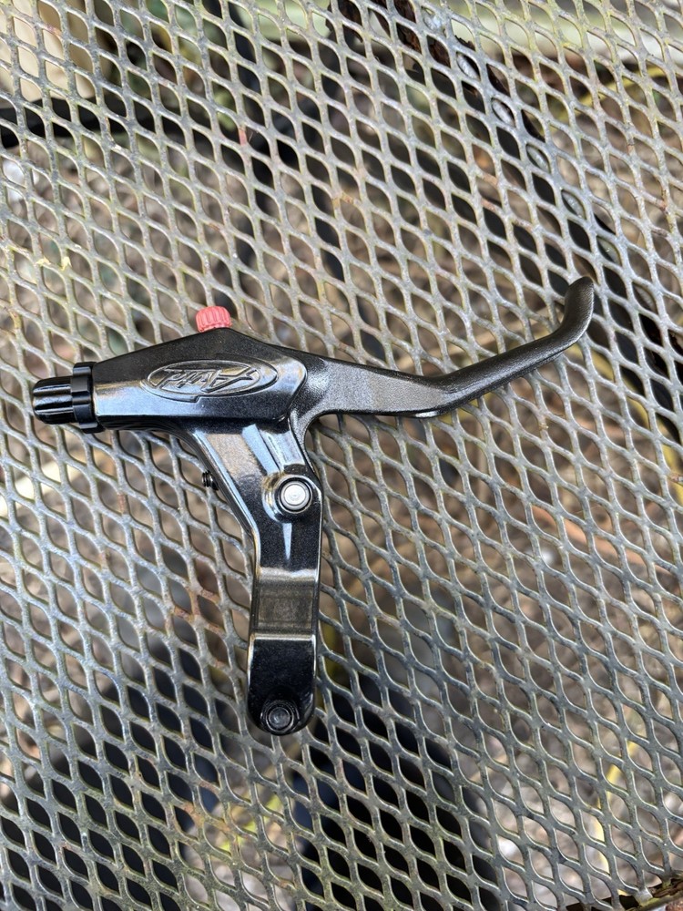 avid brake lever