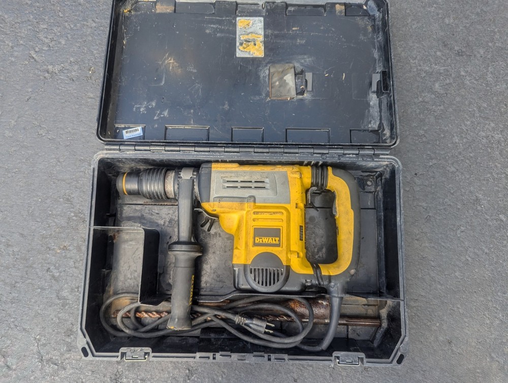 DEWALT D25604 1-3/4" SDS MAX ROTARY HAMMER
