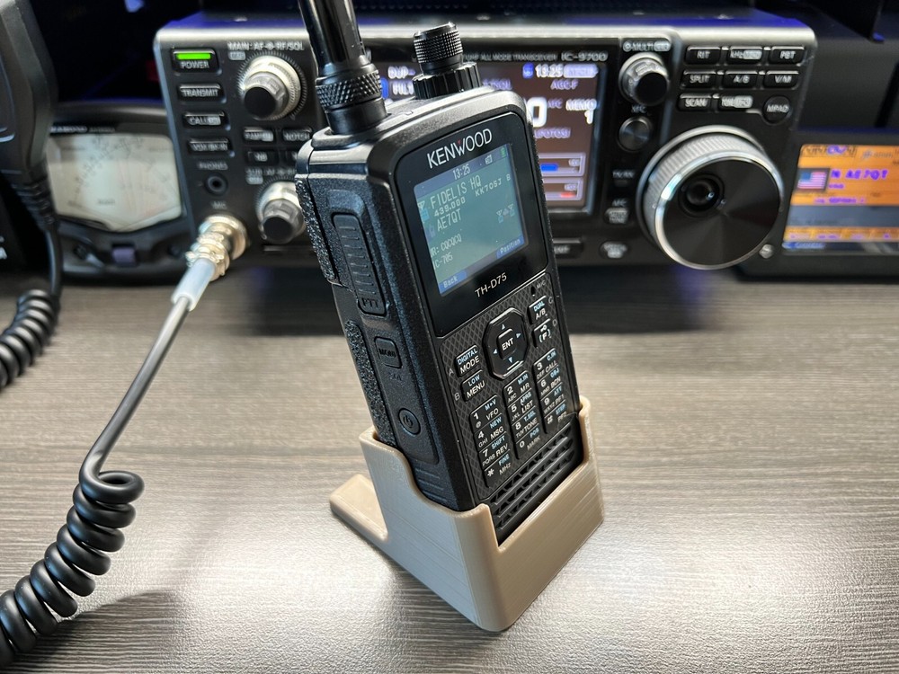 Kenwood TH-D75A Handheld Transceiver Desktop Stand