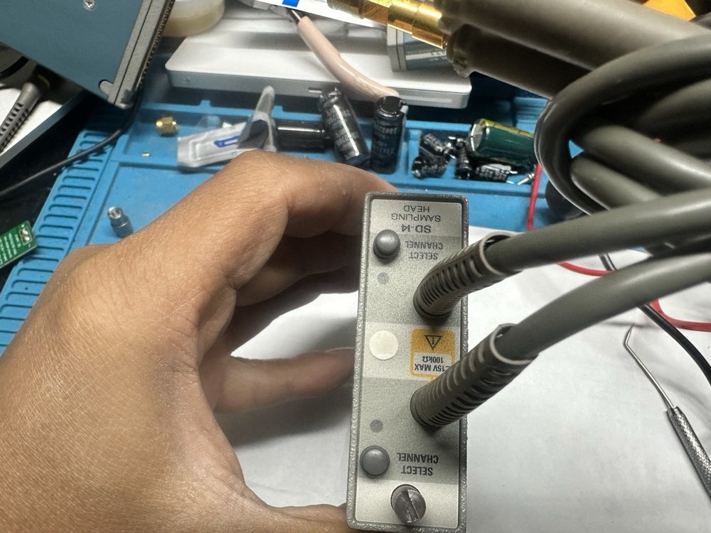 Tektronix SD-14 2-Channel Sampling Head Option 1