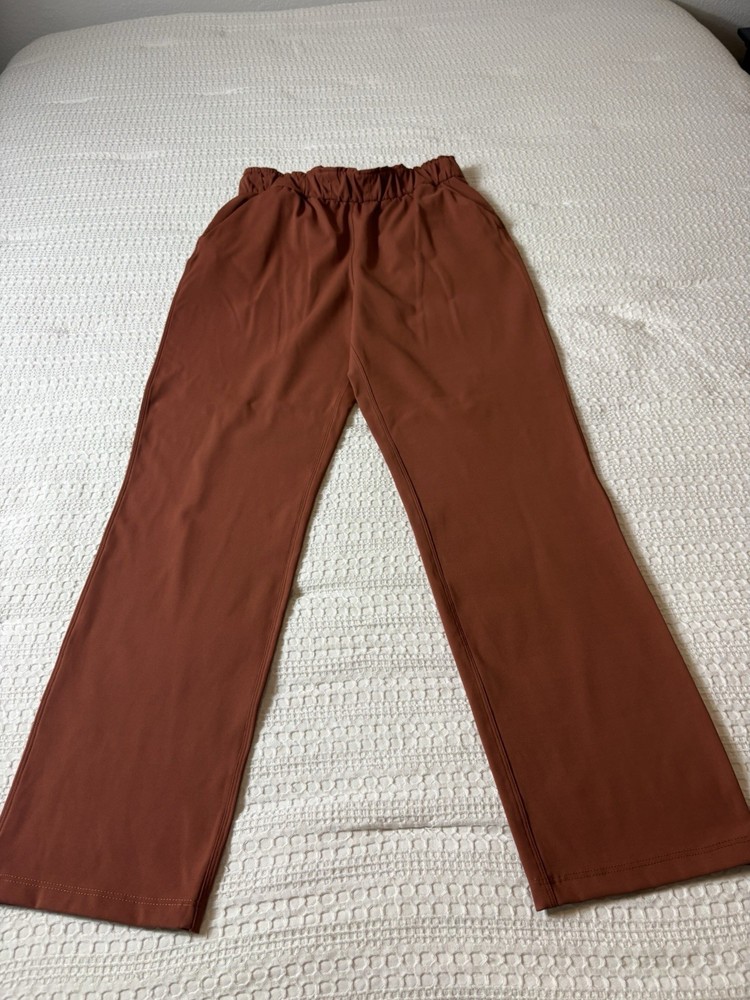 Lululemon Keep Moving Pants Savannah  Size 8 Rust/Orange- Missing Drawstring