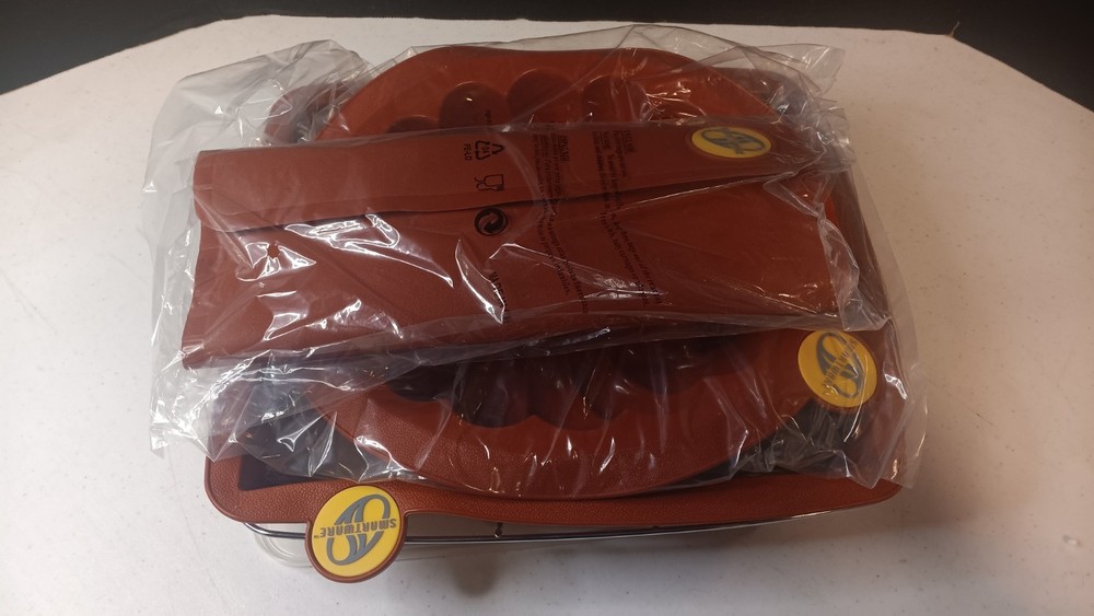 Smartware 16-Piece Basic Silicone Bakeware Set, Color Is Red Open Box