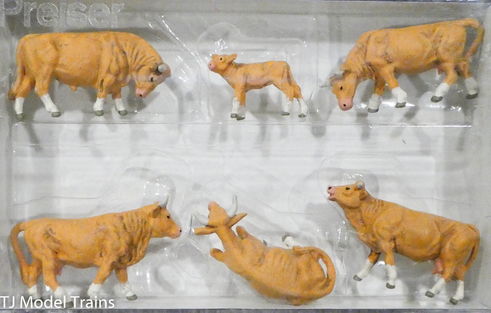 Preiser HO #10147 Cows & Bull -- Light Brown