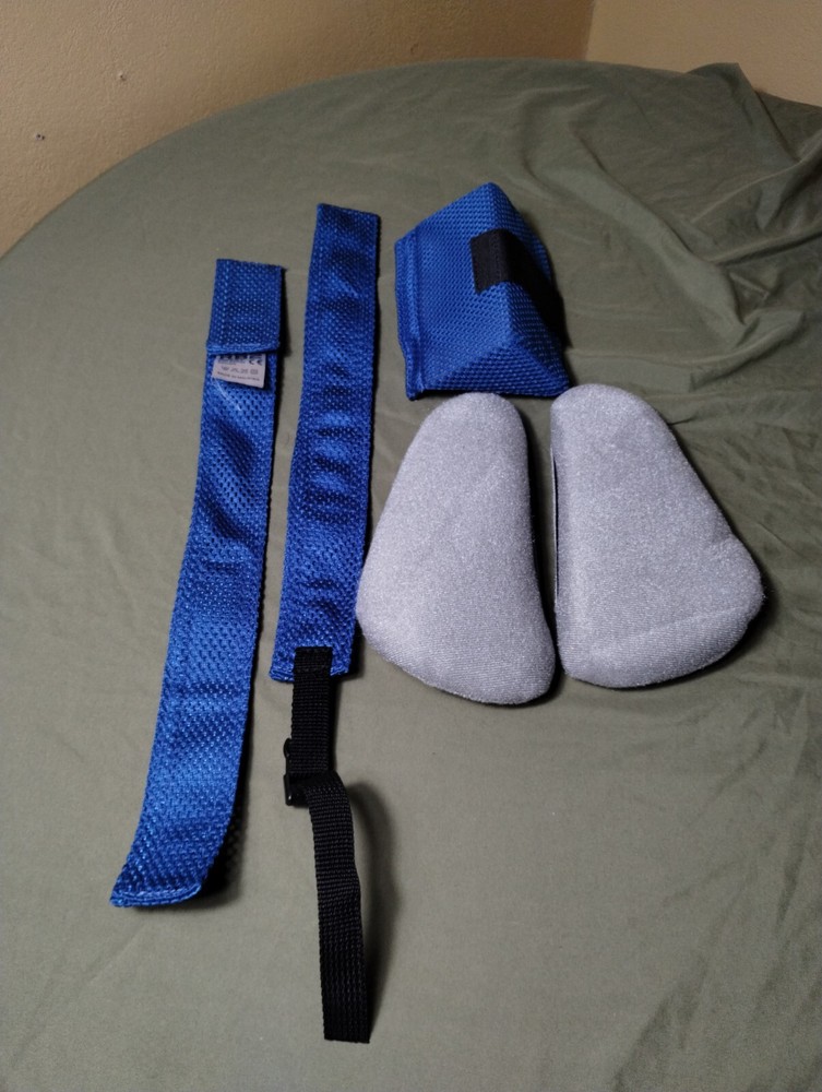 R82 special needs straps CUSHIONS  PARALLELEVJ 3