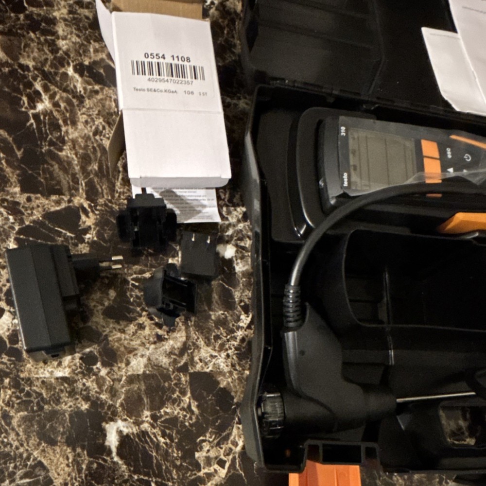 Testo 310 Flue Gas Analyzer Kit with Accessories & Calibration Documents