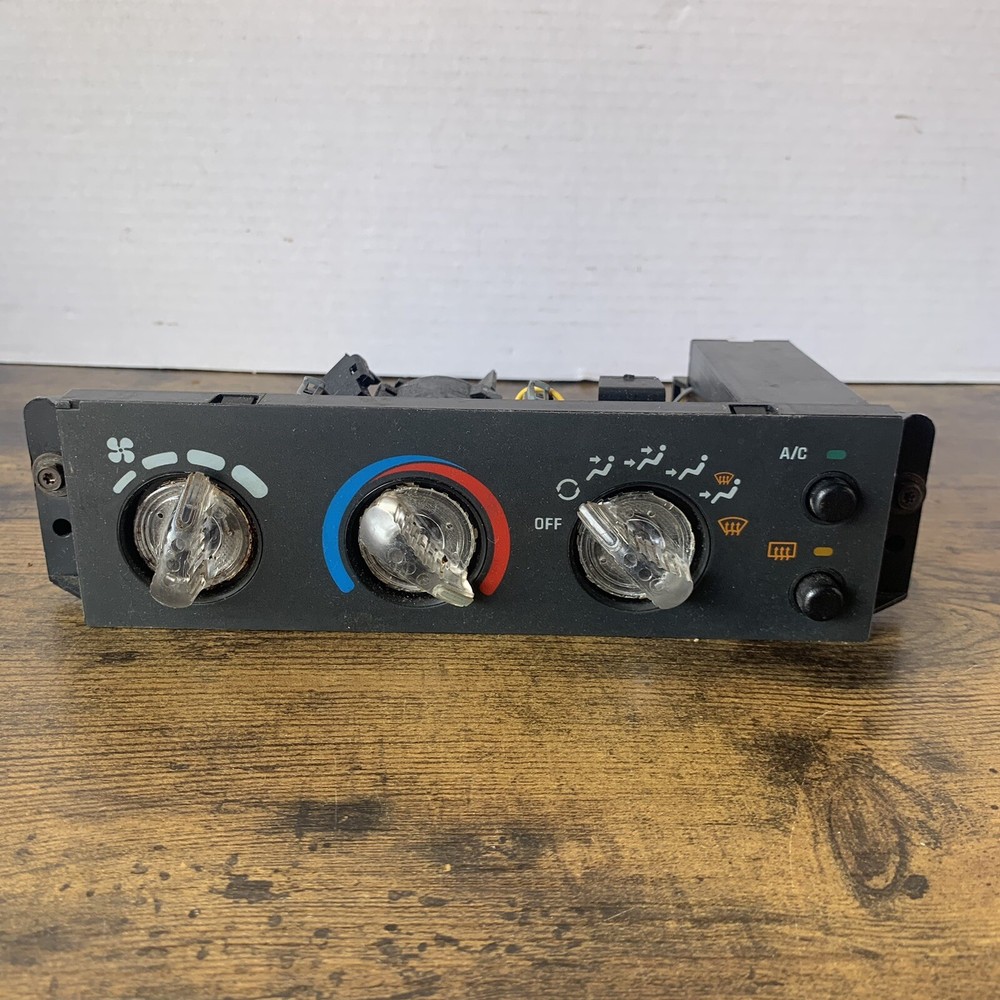 16242871 | GM OEM A/C TEMP CLIMATE CONTROL PANEL UNIT SWITCH BUTTONS