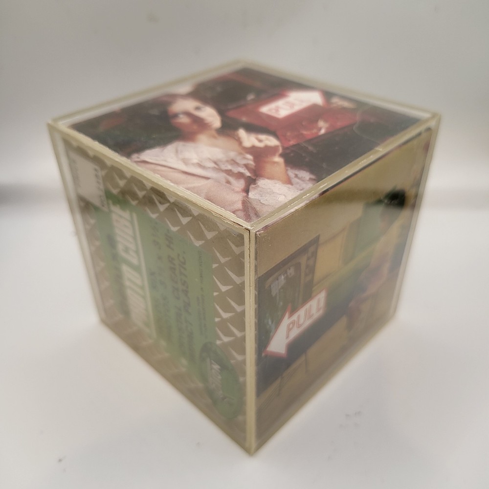 Vintage Action Deluxe Photo Frame Cube