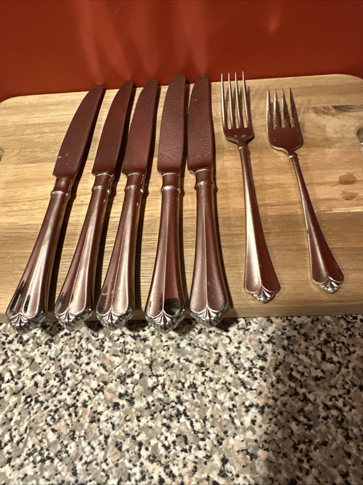 Oneida Knives & Forks