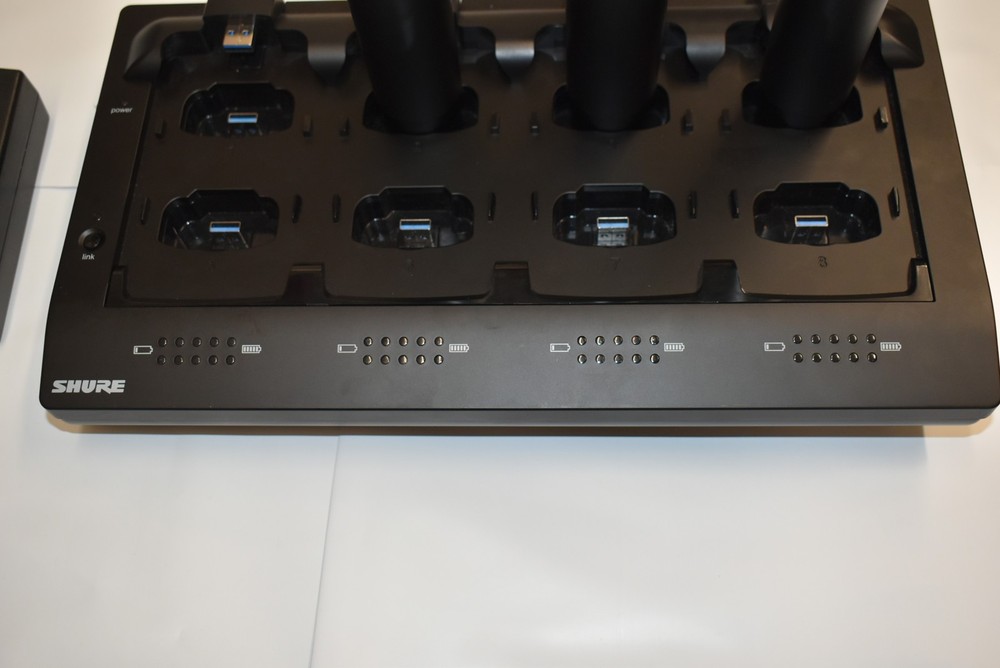 Shure MXWNCS8 Microflex Wireless 8 Channel Networked Charging Dock & 3 MS58 Mics