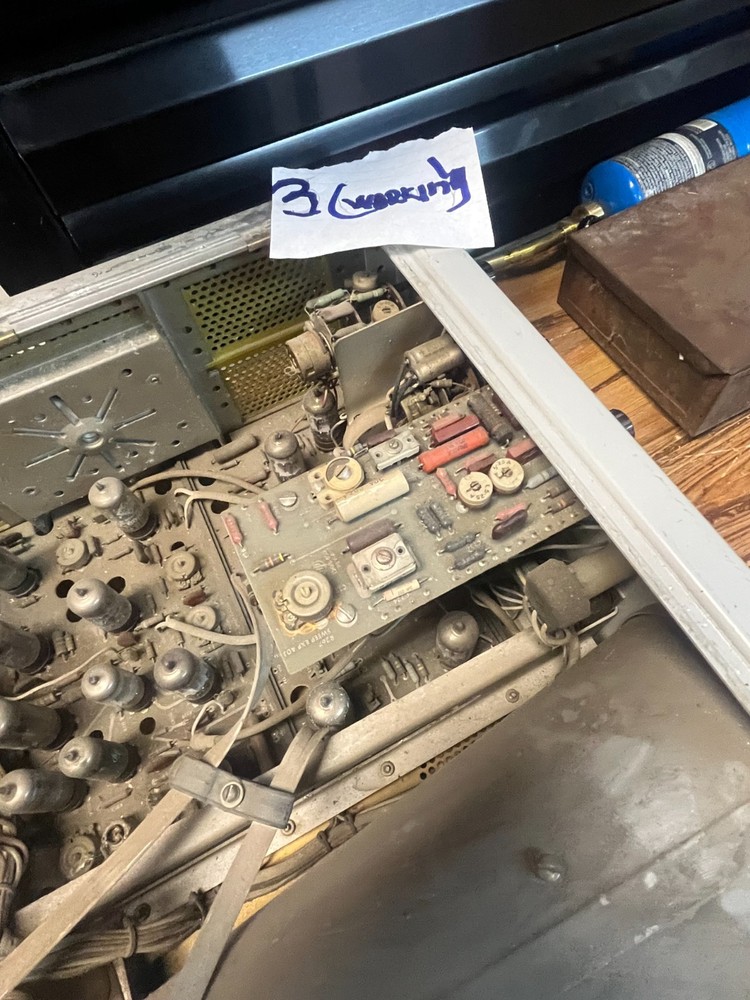 HP Hewlett-Packard Oscilloscope Model 120B - Powers on but untested.