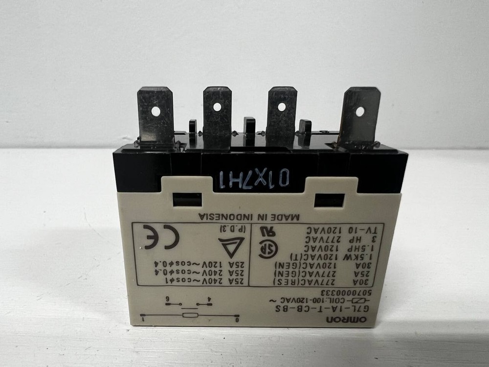 Genuine OEM Bosch Relay 422203
