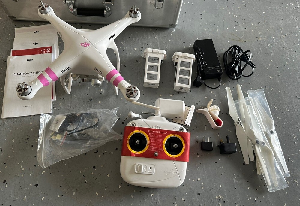 DJI Phantom 2 Vision Plus Drone NEVER USED
