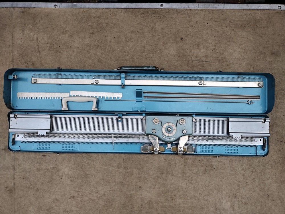 BROTHERS 1950's Knitting Machine