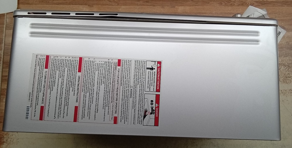 Rinnai RE199eP Outdoor Tankless Water Heater 199K BTU Propane Gas FOR PARTS