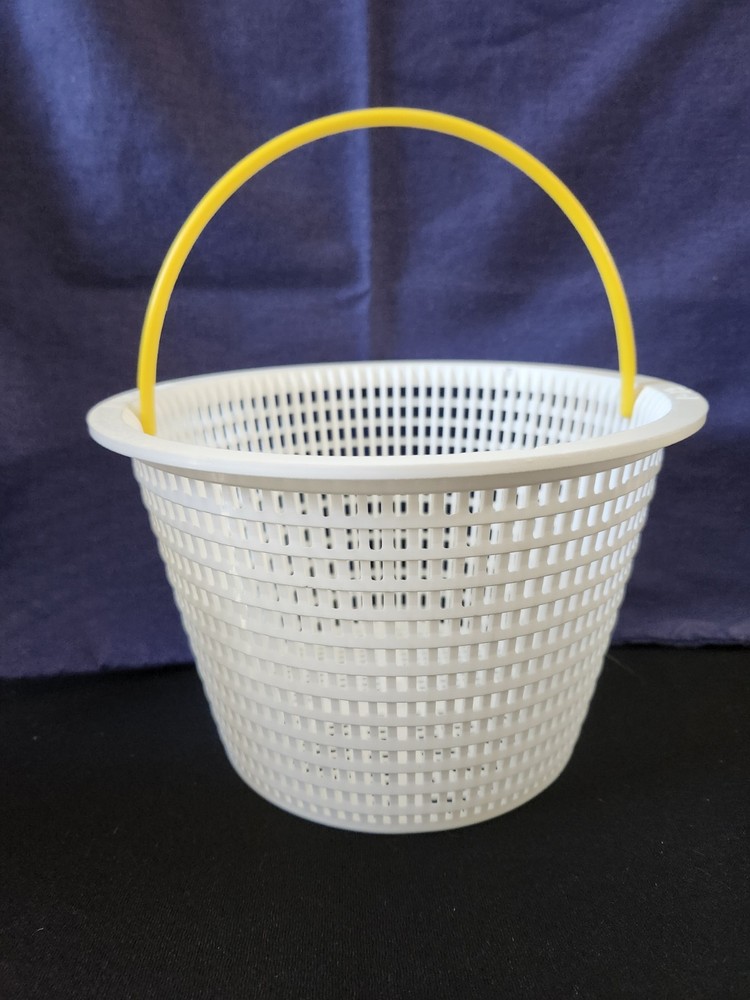 Pool Skimmer Basket with Handle B9