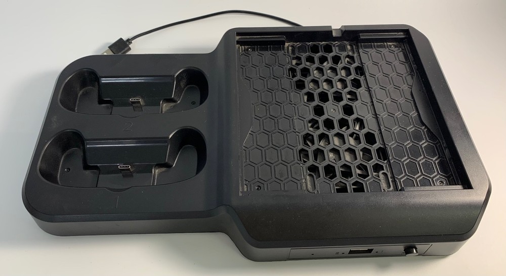 Titan Controller Charging/Cooling Dock For Xbox Series X/S