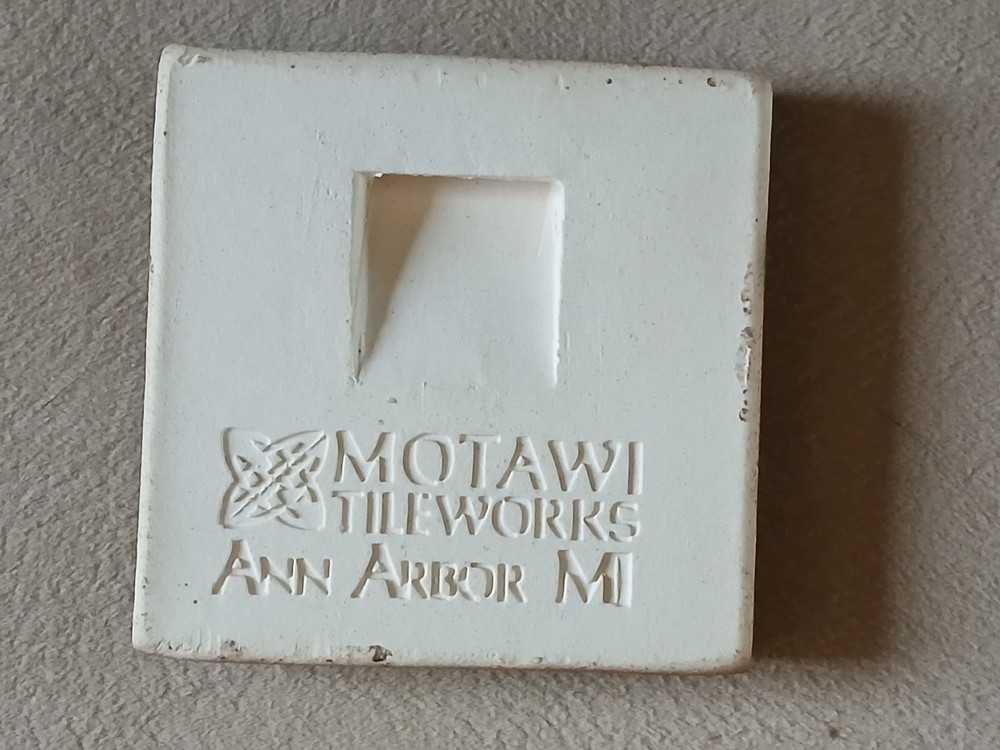 MOTAWI Tileworks Art Tile Cat