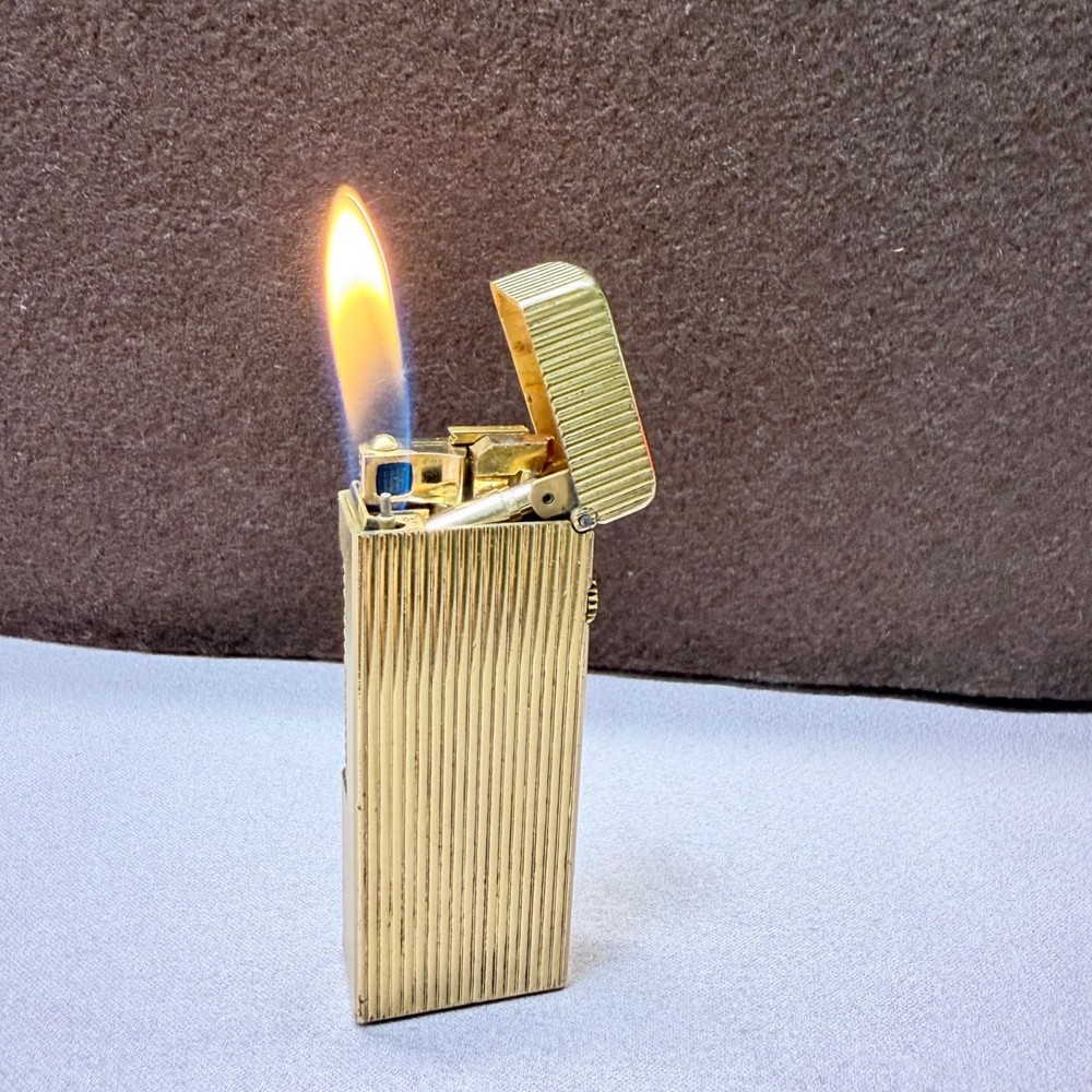 DUNHILL ROLLAGAS LIGHTER VINTAGE BEAUTY FULLY SERVICED !