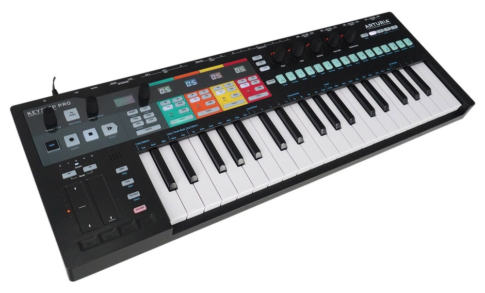 Arturia KEYSTEP PRO Black Polyphonic Sequencing Midi/USB Keyboard Controller
