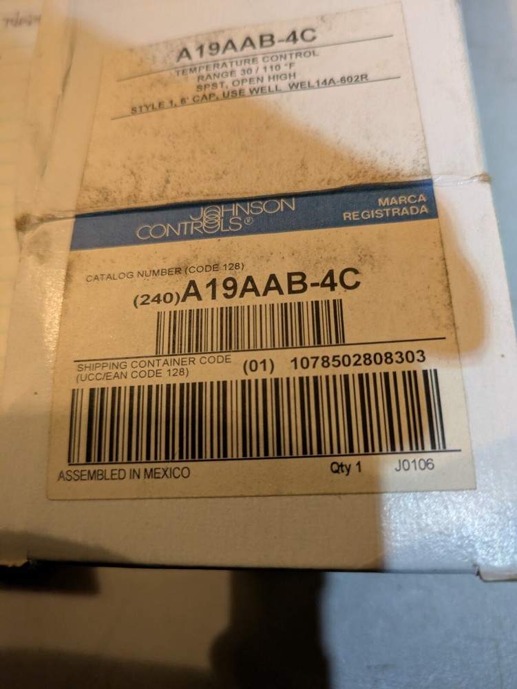NIB Johnson Controls Fluid Cutout Temperature Control A19AAB-4C
