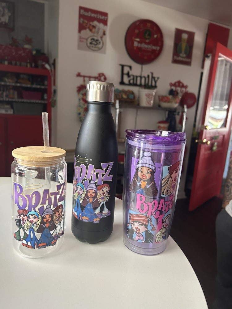 3 Bratz Cups .