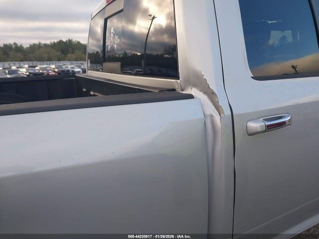 RAM1500 2014 Air Shutter 1176741