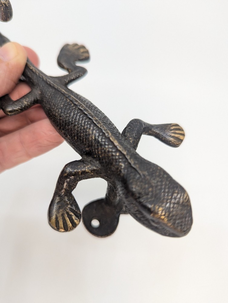 Brass Lizard Hook Hanger for Wall Mounting