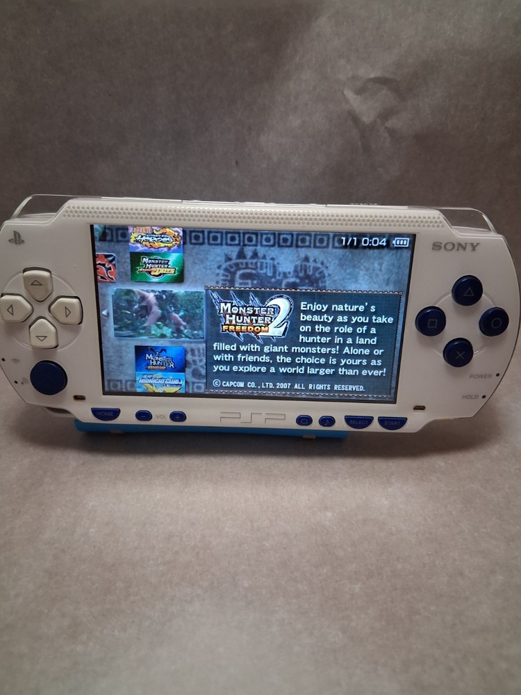 PSP 1000 System 128GB Loaded
