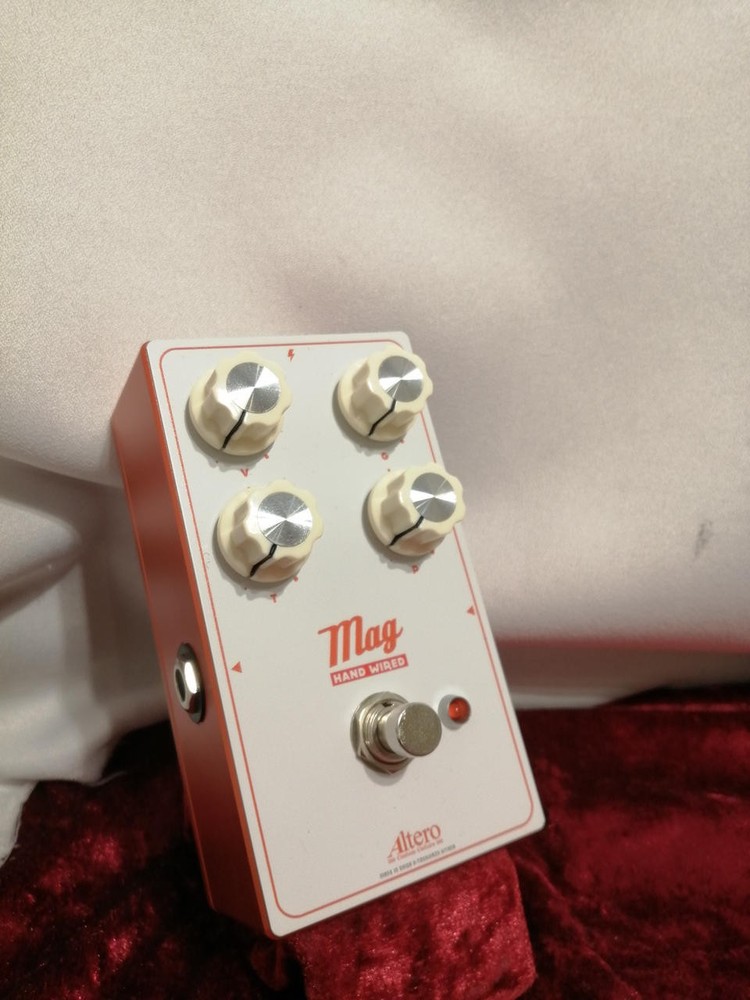 ALTERO CUSTOM GUITARS Model MAG HANDWIRED